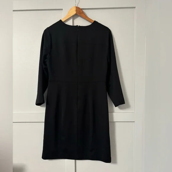 The Perfect Little Black Dress - Picture 4 of 6